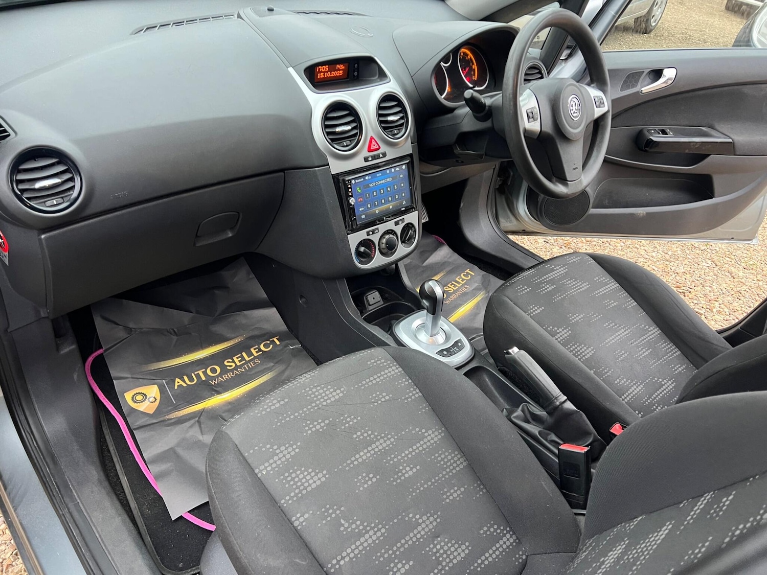 Used Vauxhall Corsa 2011 for sale - 76619593: Photo 20