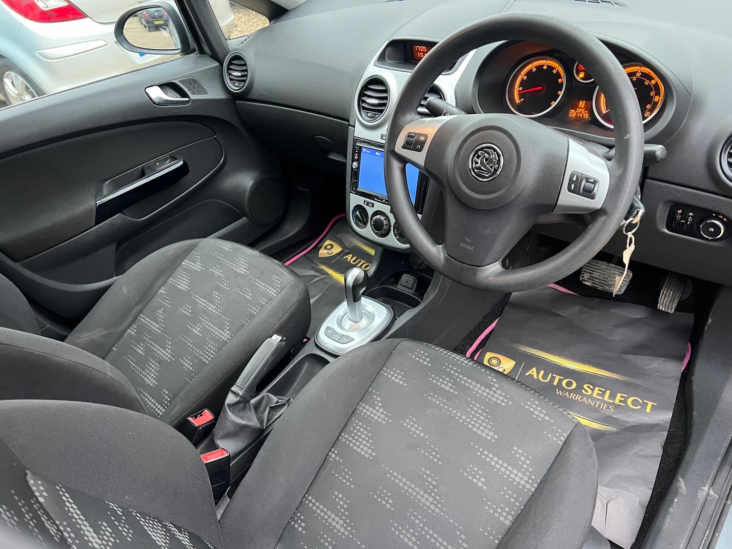 Used Vauxhall Corsa 2011 for sale - 76619593: Photo 23