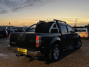 Used Nissan Navara 2011 for sale - 77016944: Photo