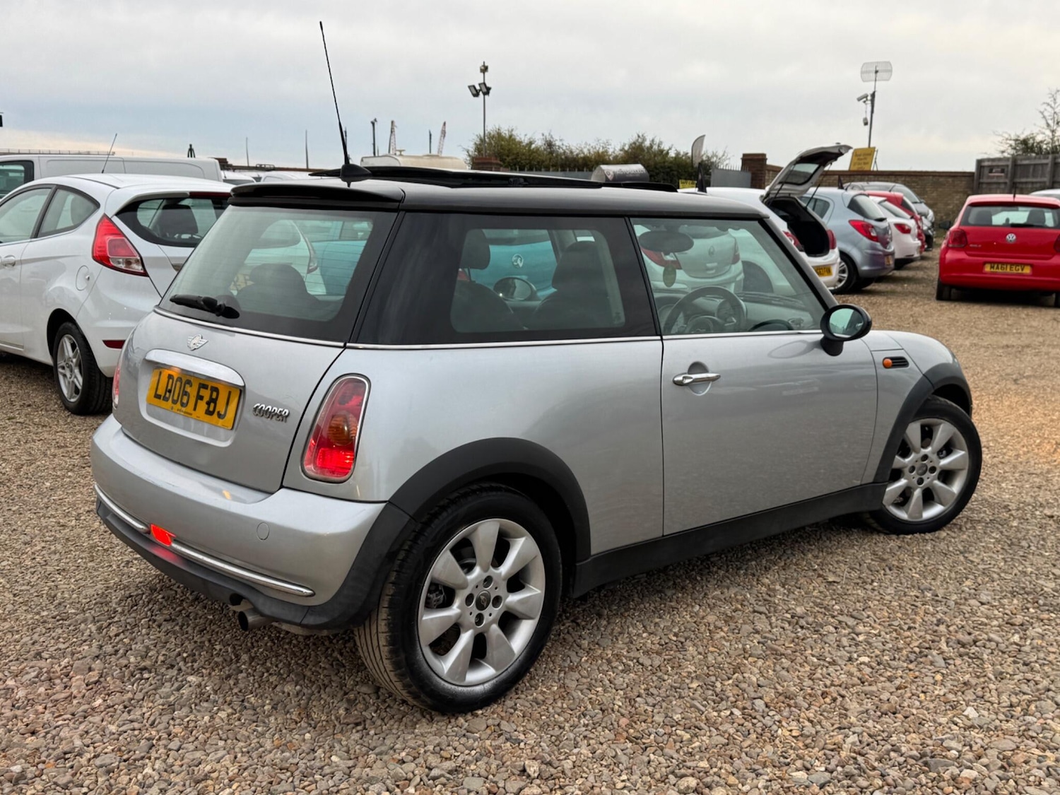 Used MINI Hatch 2006 for sale - 76388885: Photo 10