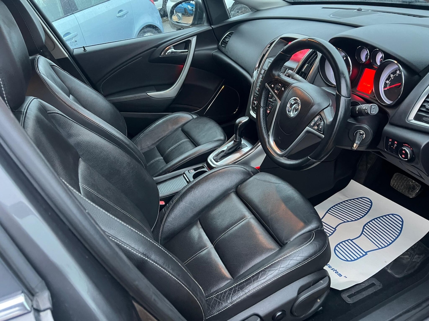 Used Vauxhall Astra 2011 for sale - 77658182: Photo 28