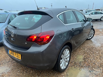 Used Vauxhall Astra 2011 for sale - 77658182: Photo