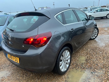 Used Vauxhall Astra 2011 for sale - 77658182: Photo