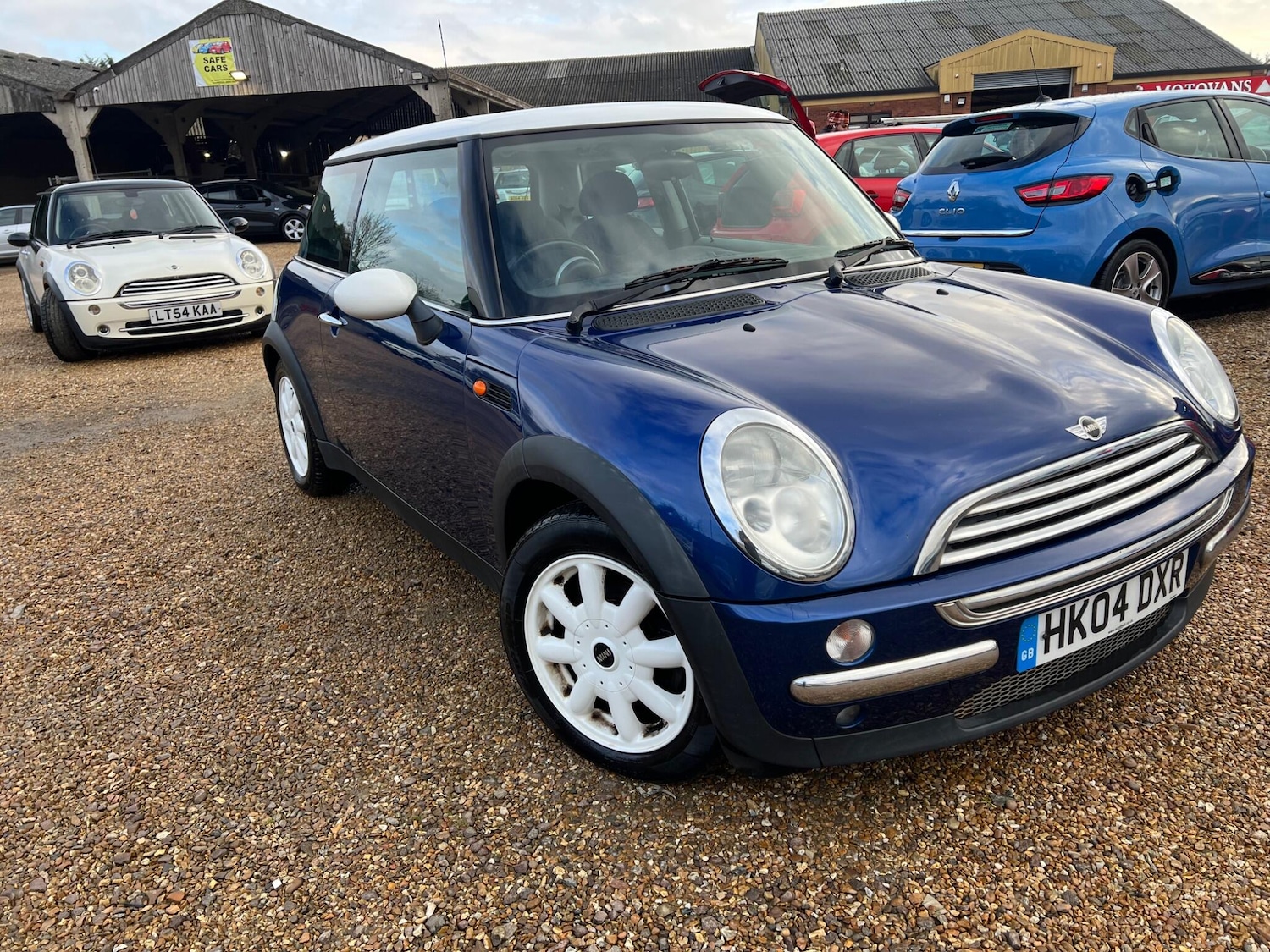 Used MINI Hatch 2004 for sale - 77625621: Photo 2