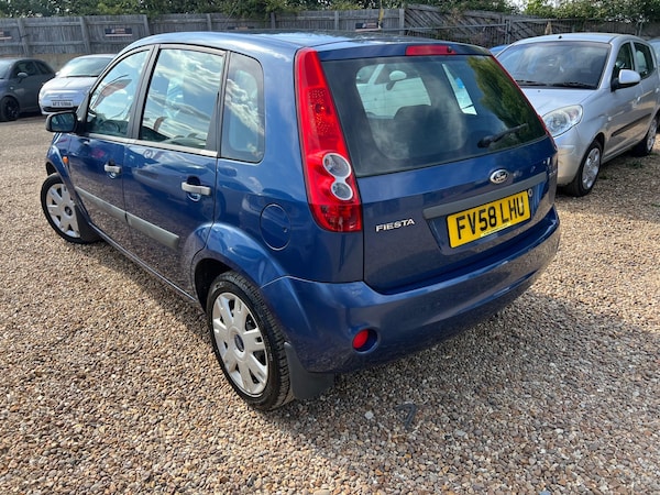 Used Ford Fiesta 2009 for sale - 75213612: Photo 16