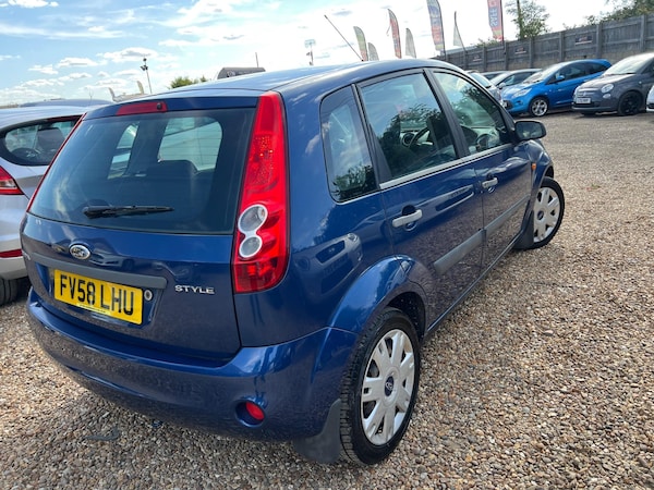 Used Ford Fiesta 2009 for sale - 75213612: Photo 6