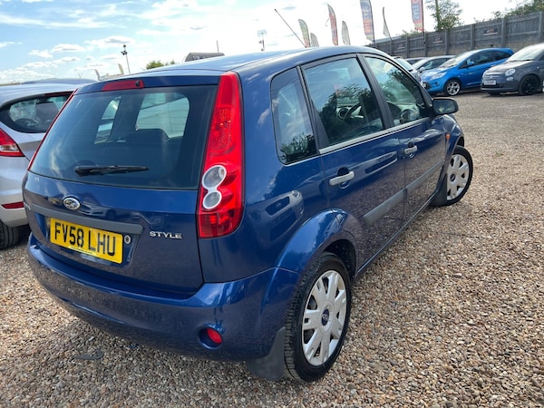 Used Ford Fiesta 2009 for sale - 75213612: Photo 7