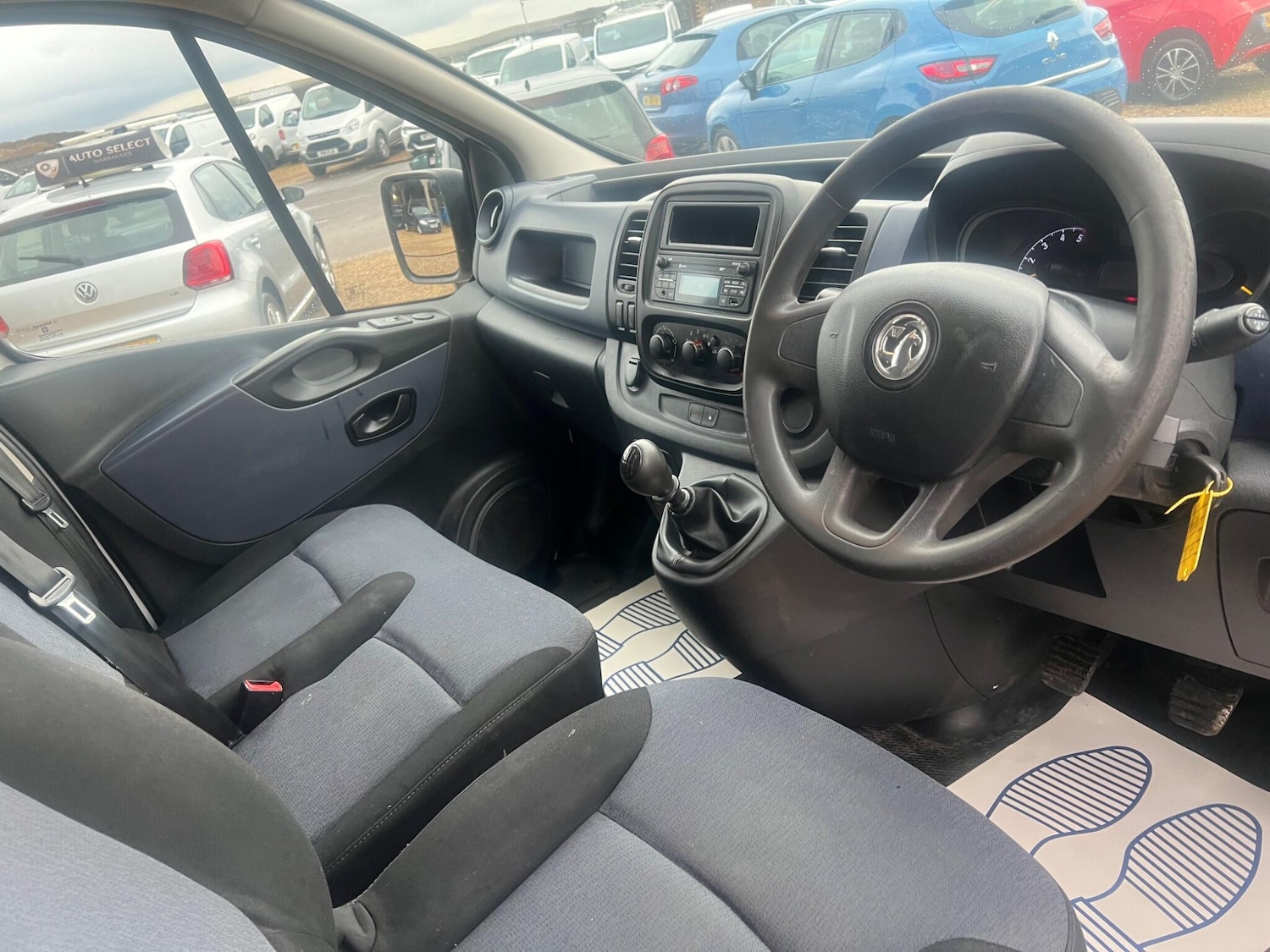 Used Vauxhall Vivaro 2015 for sale - 77400870: Photo 21