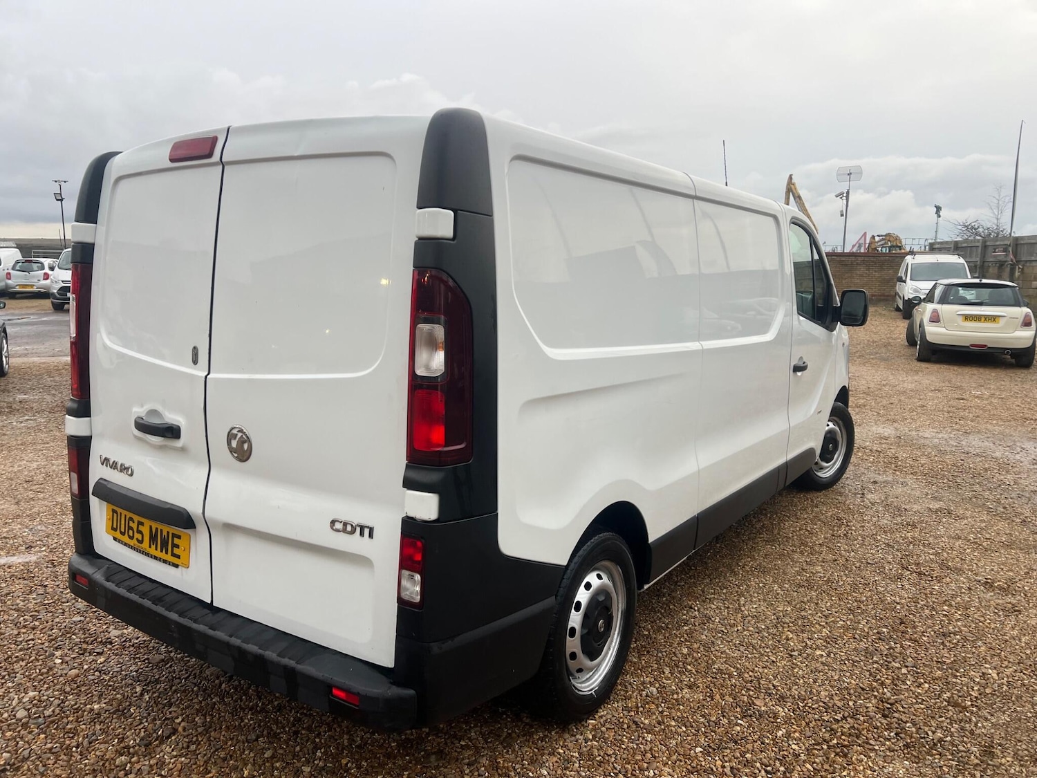 Used Vauxhall Vivaro 2015 for sale - 77400870: Photo 5