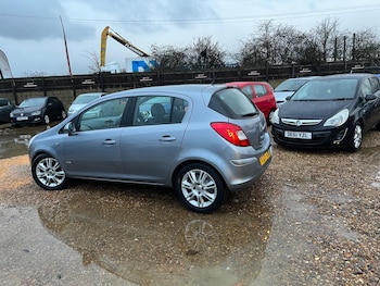Used Vauxhall Corsa 2009 for sale - 77550602: Photo