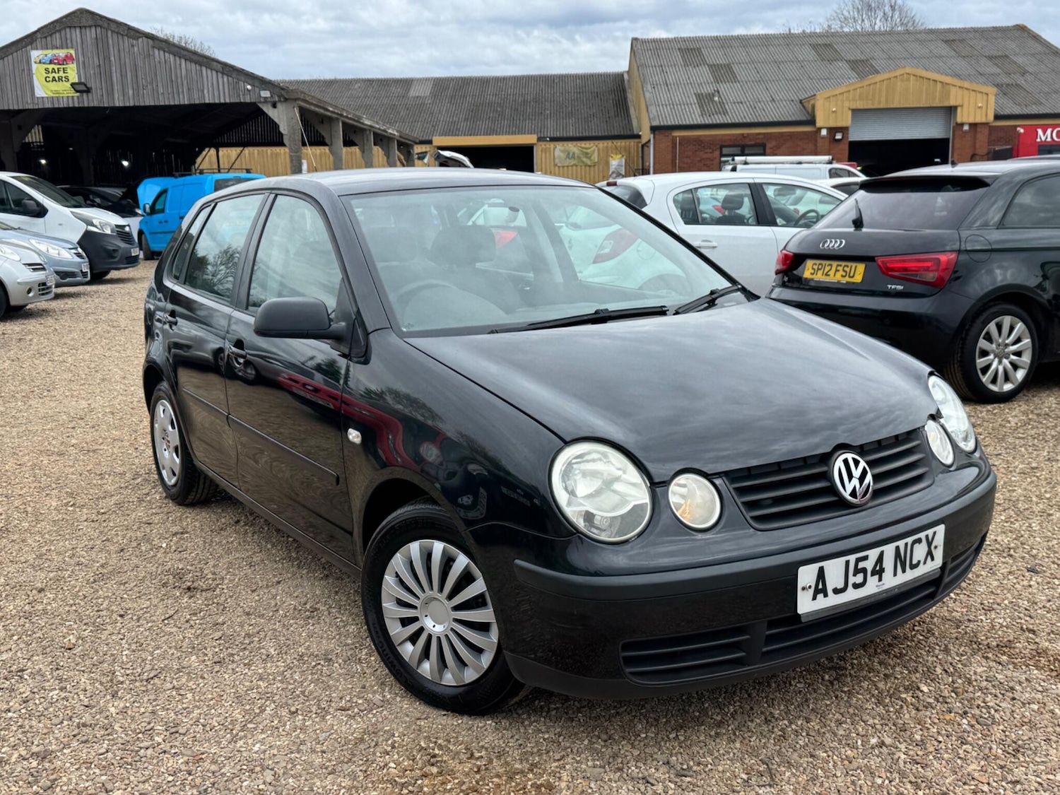 Used Volkswagen Polo 2004 for sale - 78184942: Photo 8