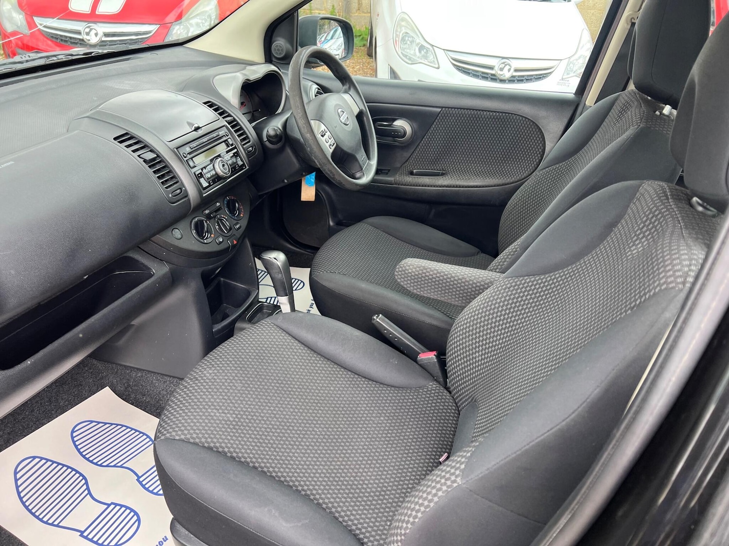 Vehicle 28