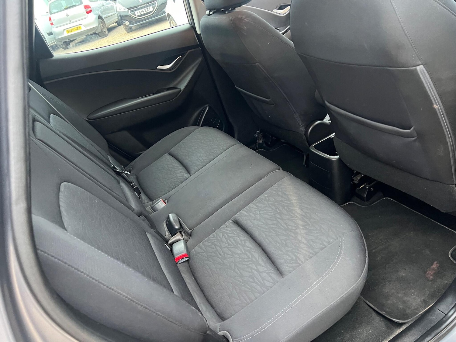 Used Hyundai Ix20 2012 for sale - 76997304: Photo 27