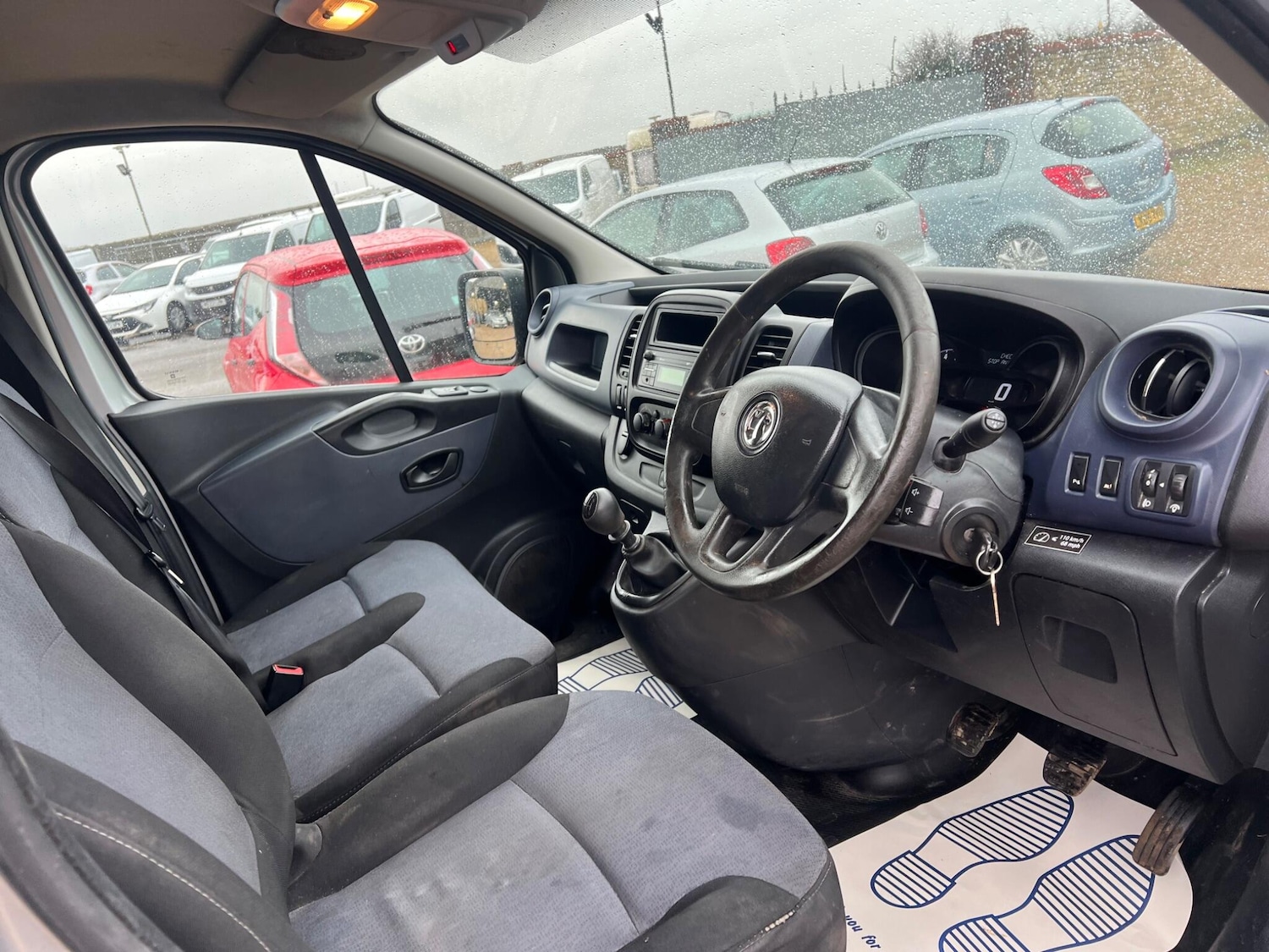 Used Vauxhall Vivaro 2015 for sale - 77331667: Photo 26