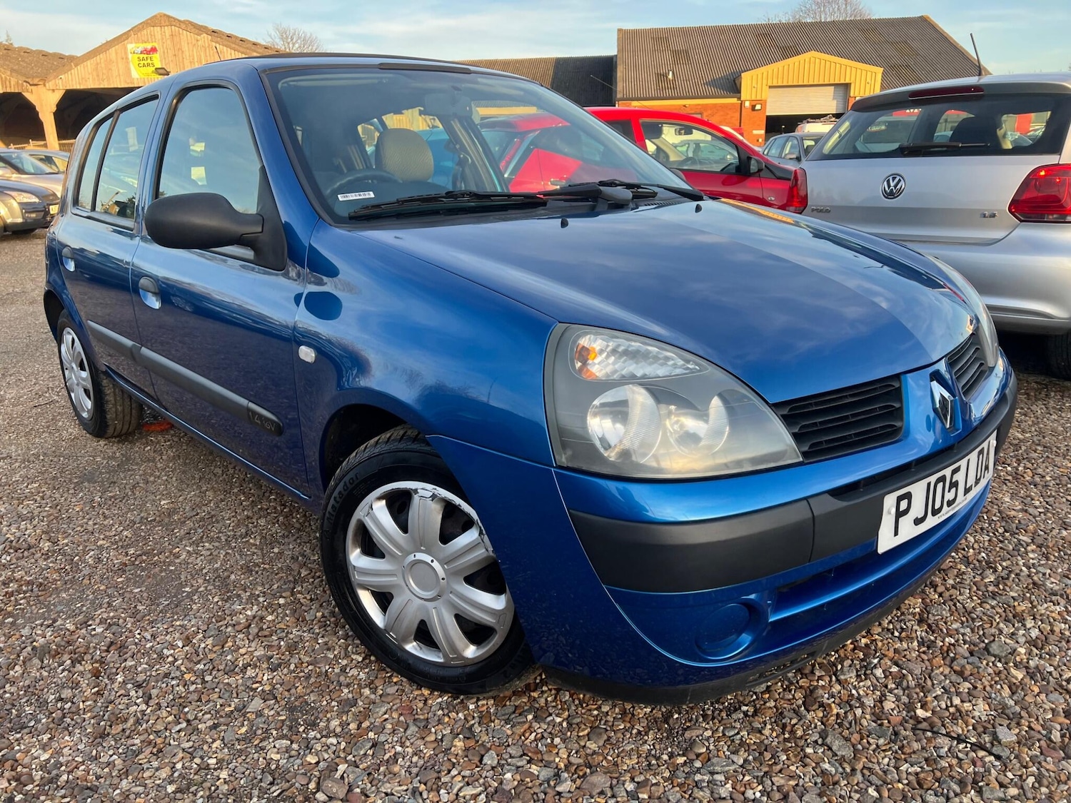 Used Renault Clio for sale - 77658990: Photo 14
