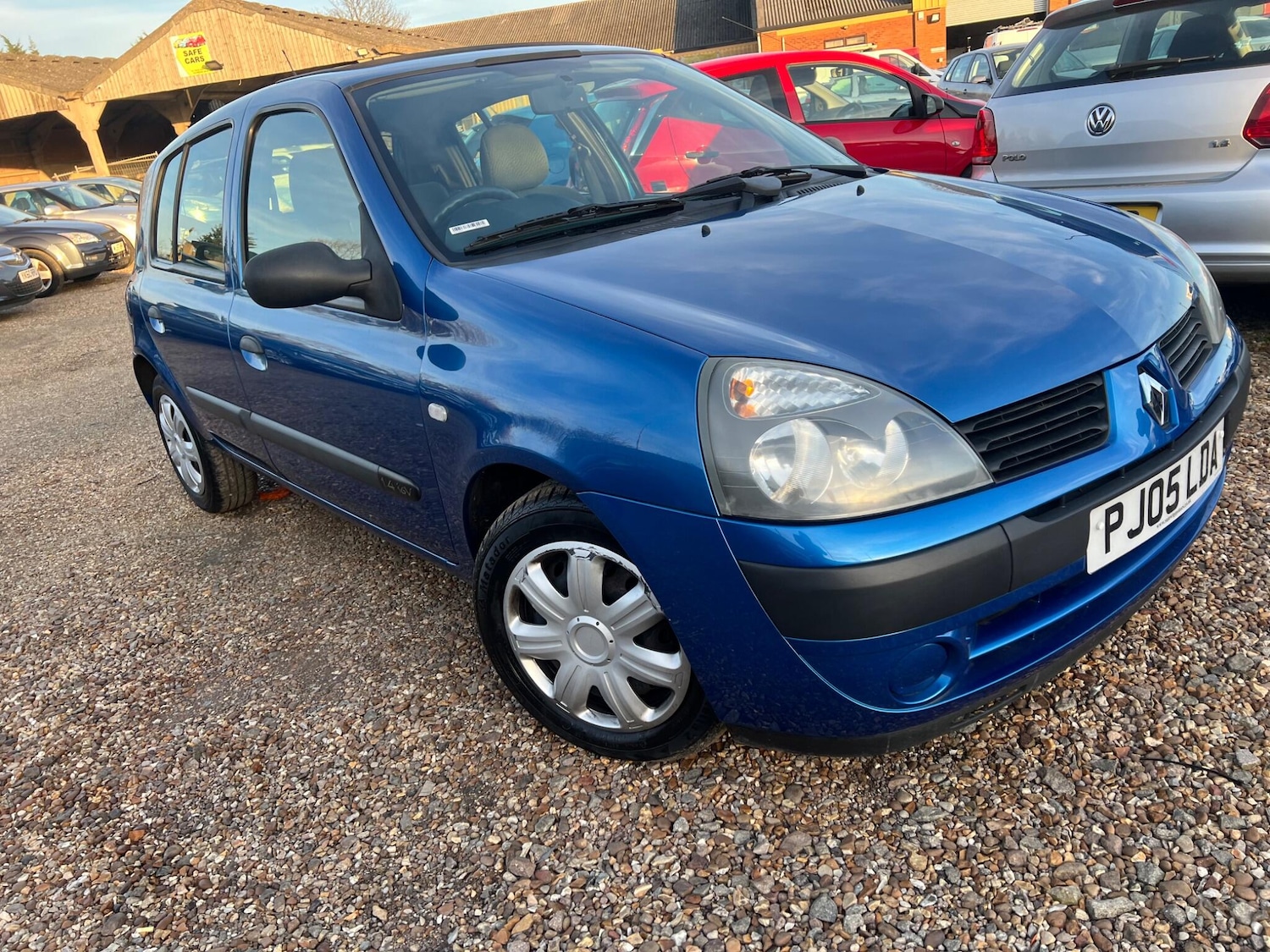 Used Renault Clio for sale - 77658990: Photo 19