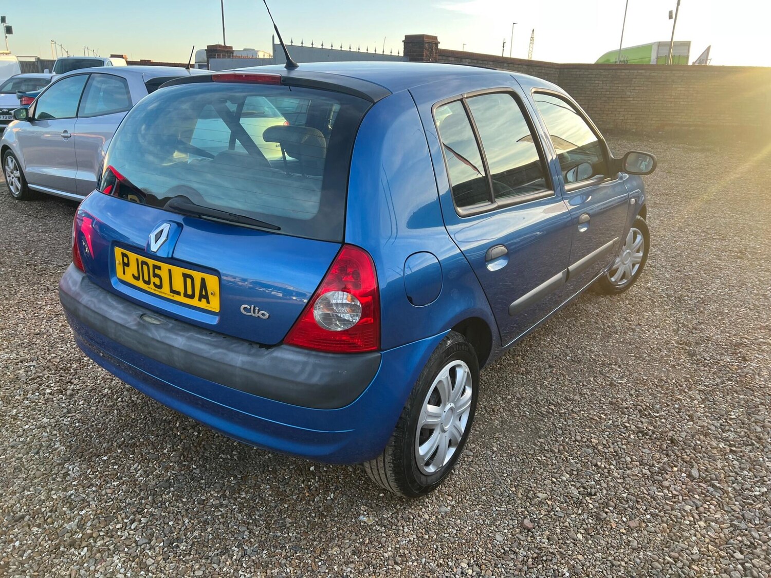 Used Renault Clio for sale - 77658990: Photo 9