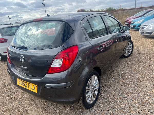 Used Vauxhall Corsa 2012 for sale - 75696899: Photo 2