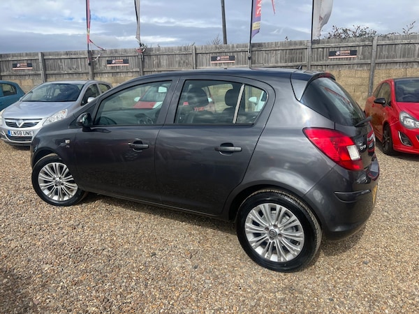 Used Vauxhall Corsa 2012 for sale - 75696899: Photo 5