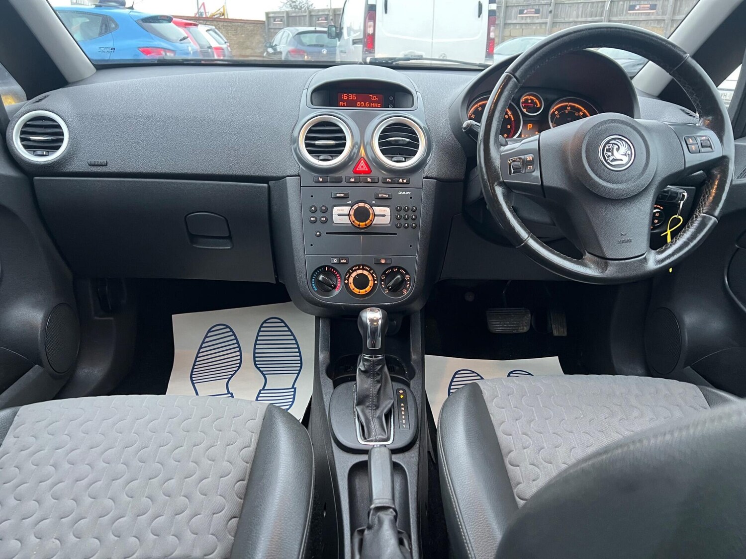 Used Vauxhall Corsa 2011 for sale - 77625447: Photo 16