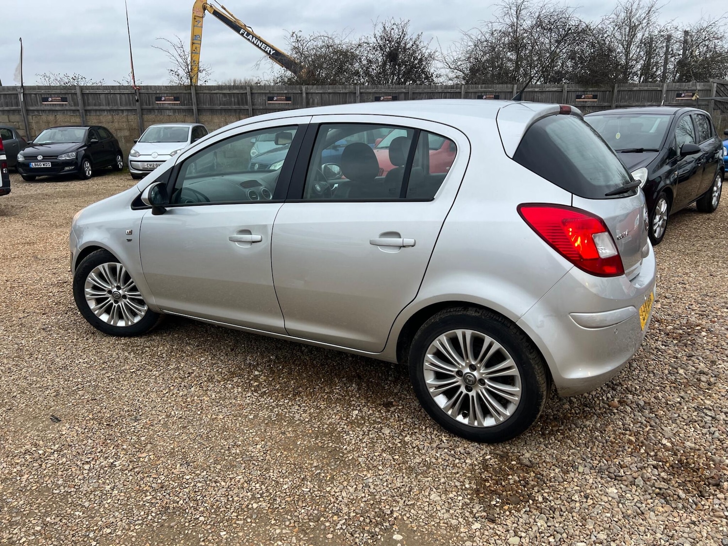 Used Vauxhall Corsa 2011 for sale - 77625447: Photo 9