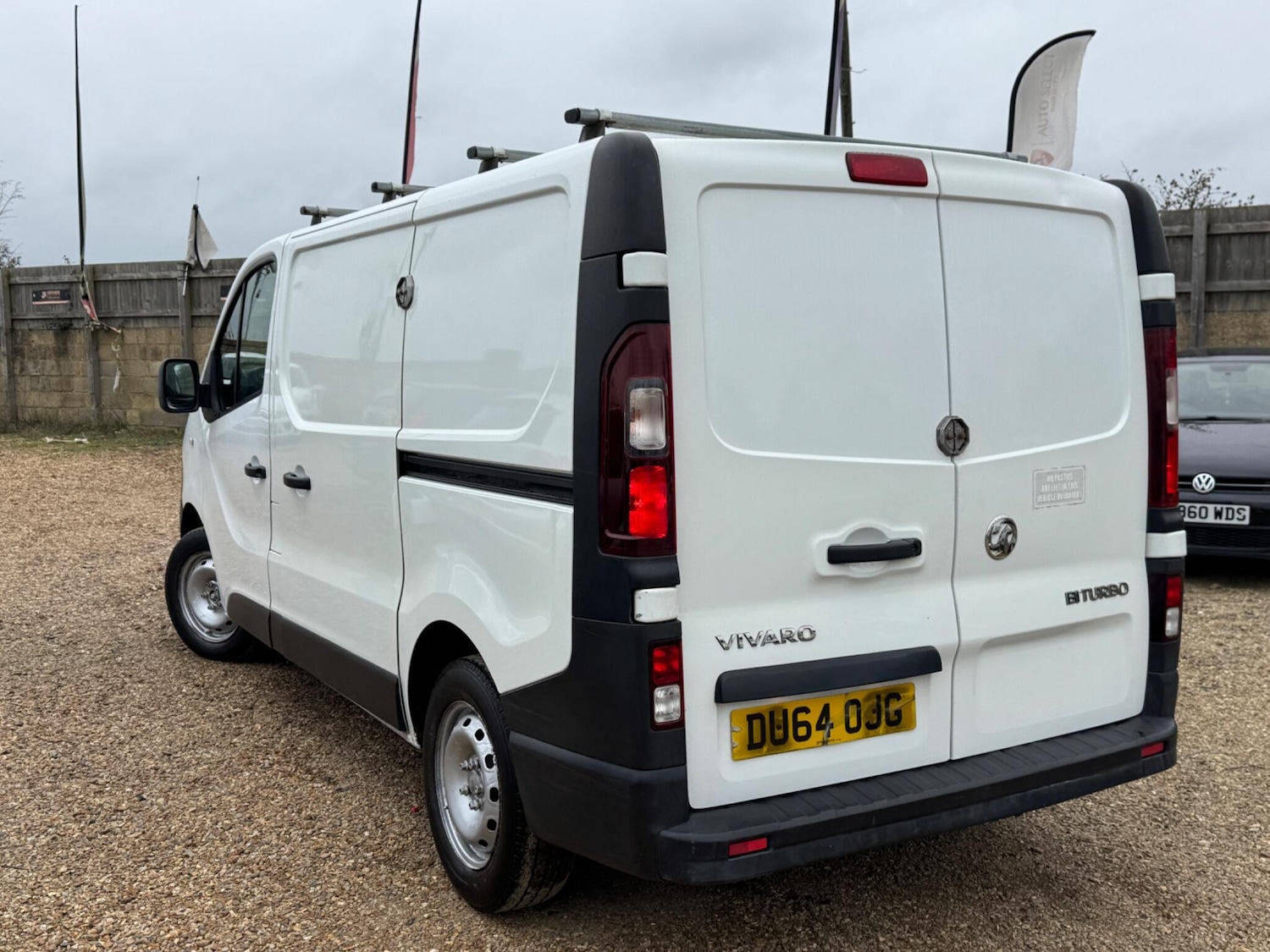 Used Vauxhall Vivaro 2015 for sale - 77924957: Photo 12