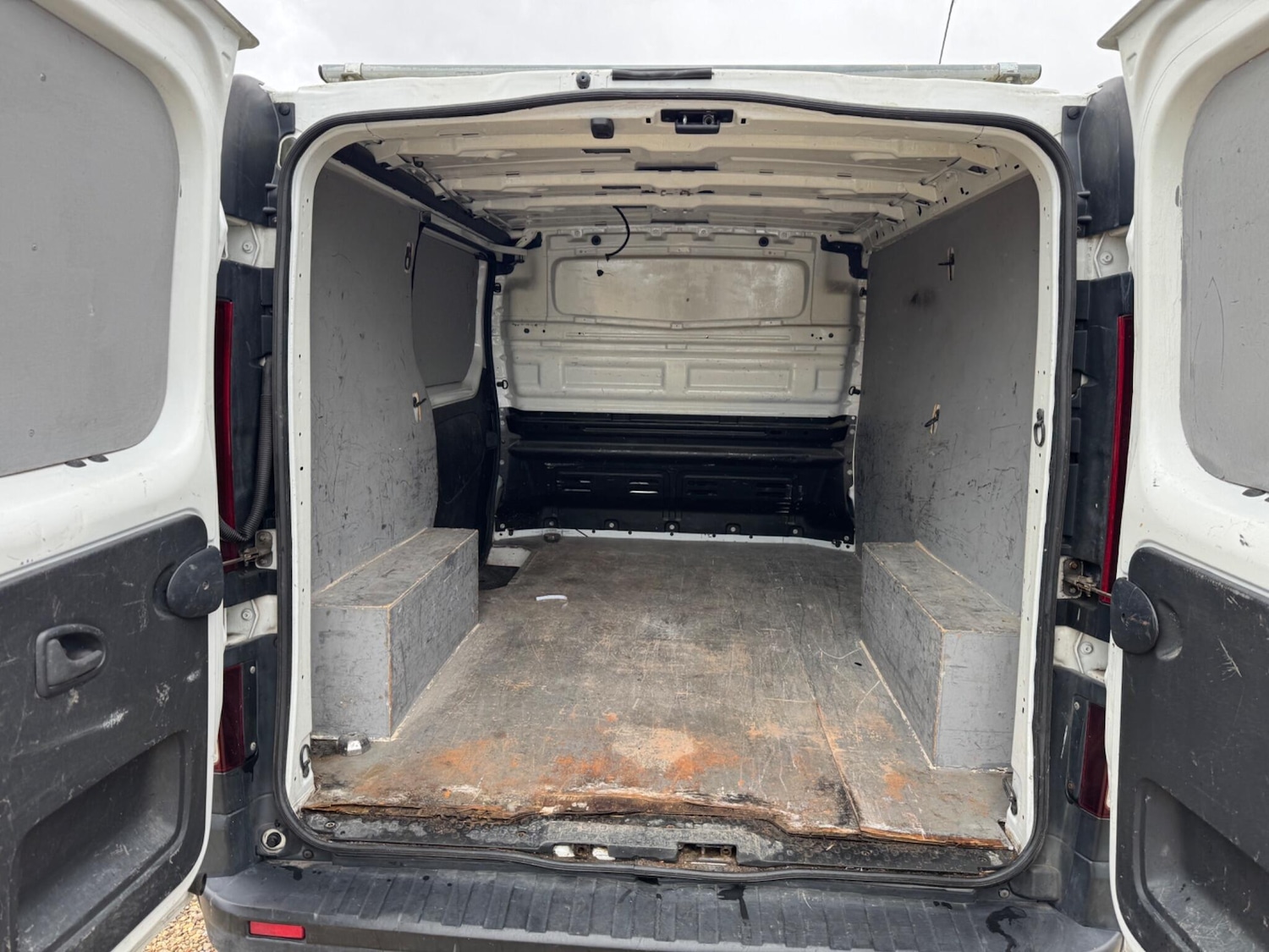 Used Vauxhall Vivaro 2015 for sale - 77924957: Photo 15