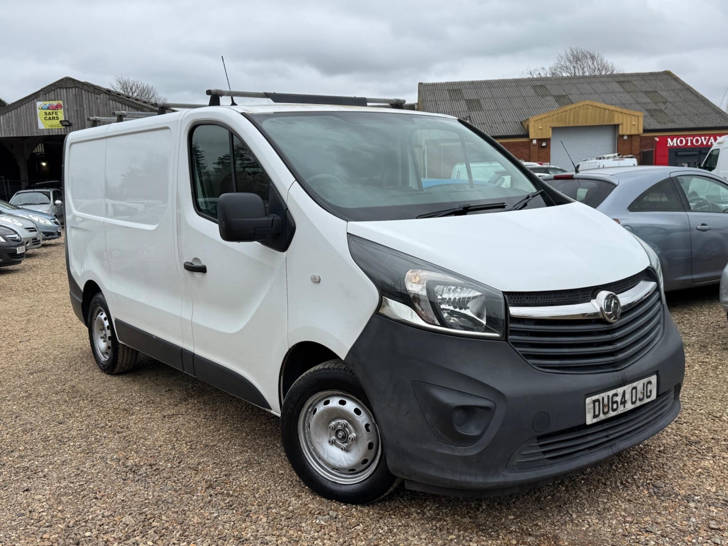 Used Vauxhall Vivaro 2015 for sale - 77924957: Photo 6