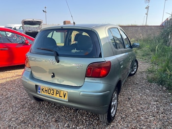 Used Toyota Yaris 2003 for sale - 79034275: Photo