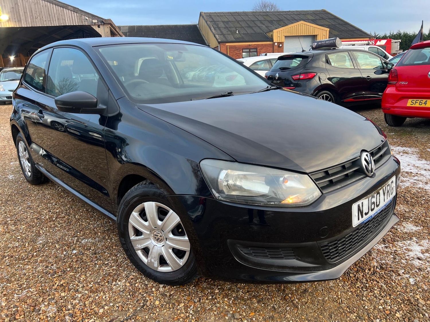 Used Volkswagen Polo 2010 for sale - 77130780: Photo 14