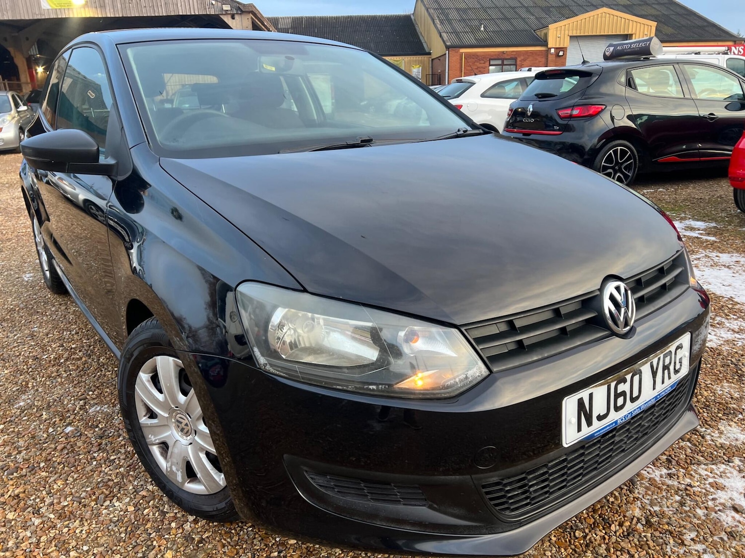 Used Volkswagen Polo 2010 for sale - 77130780: Photo 16