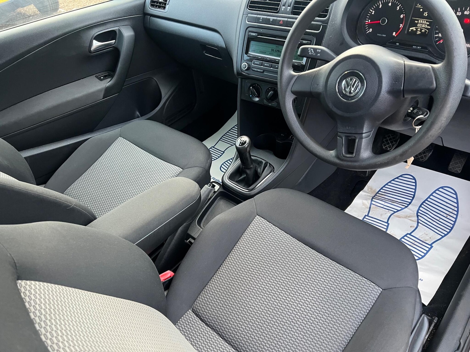 Used Volkswagen Polo 2010 for sale - 77130780: Photo 22