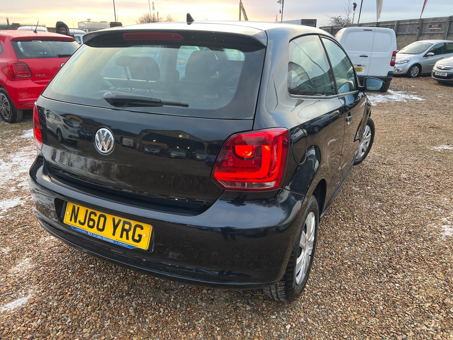 Used Volkswagen Polo 2010 for sale - 77130780: Photo 9