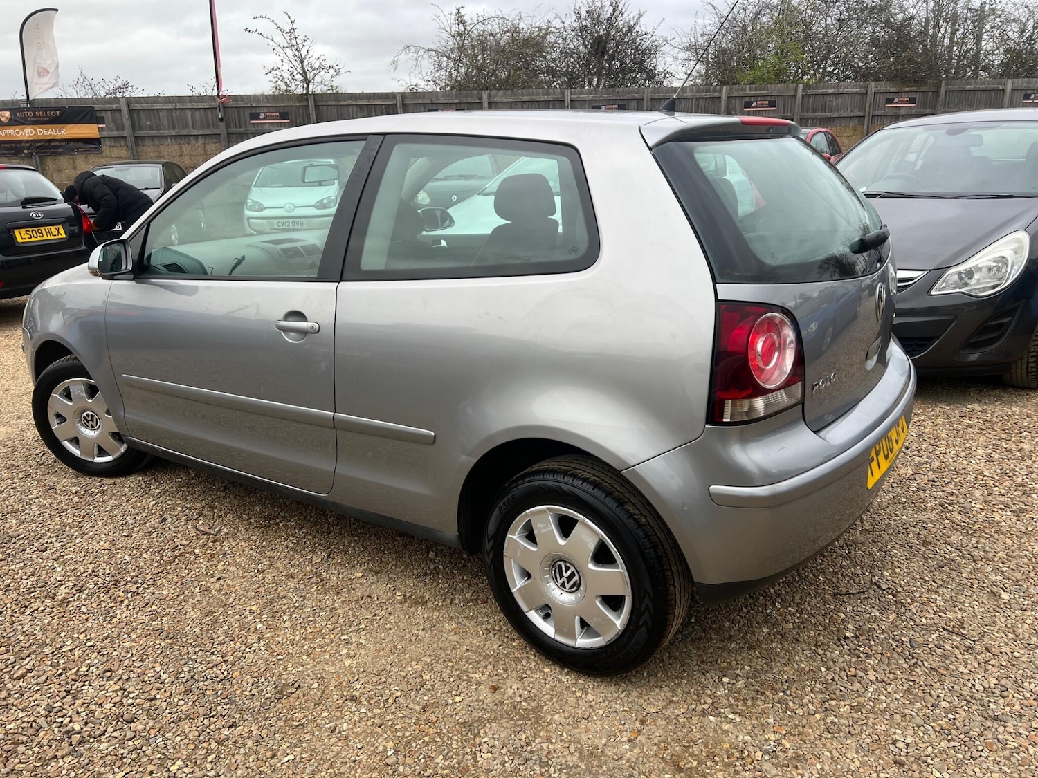 Used Volkswagen Polo 2006 for sale - 77883361: Photo 11