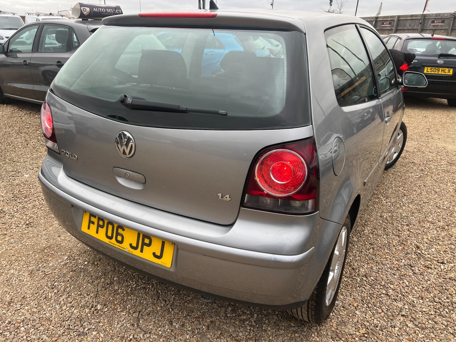 Used Volkswagen Polo 2006 for sale - 77883361: Photo 13