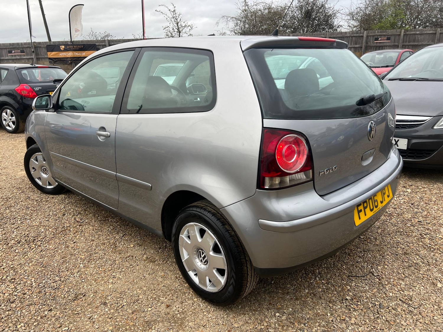 Used Volkswagen Polo 2006 for sale - 77883361: Photo 15