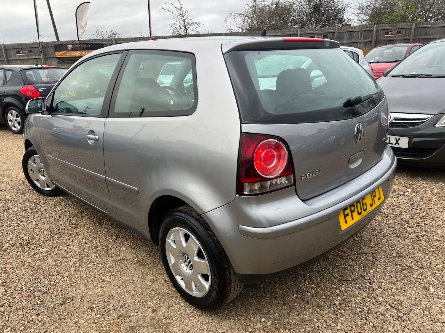 Used Volkswagen Polo 2006 for sale - 77883361: Photo 16