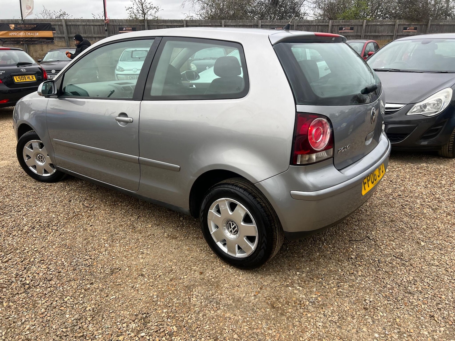 Used Volkswagen Polo 2006 for sale - 77883361: Photo 17