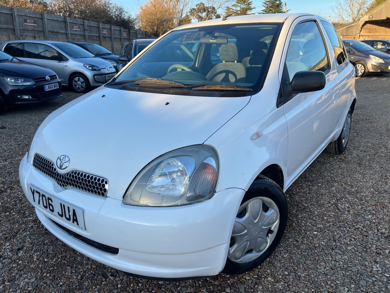 Used Toyota Yaris 2001 for sale - 77738719: Photo 12
