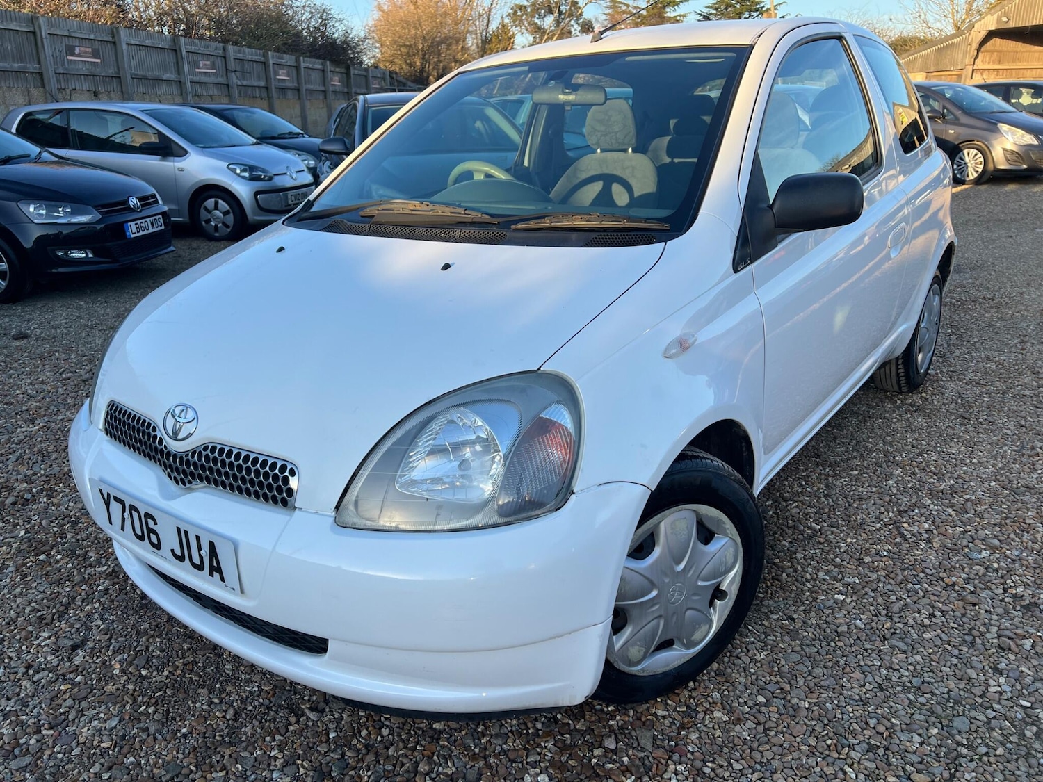 Used Toyota Yaris 2001 for sale - 77738719: Photo 14