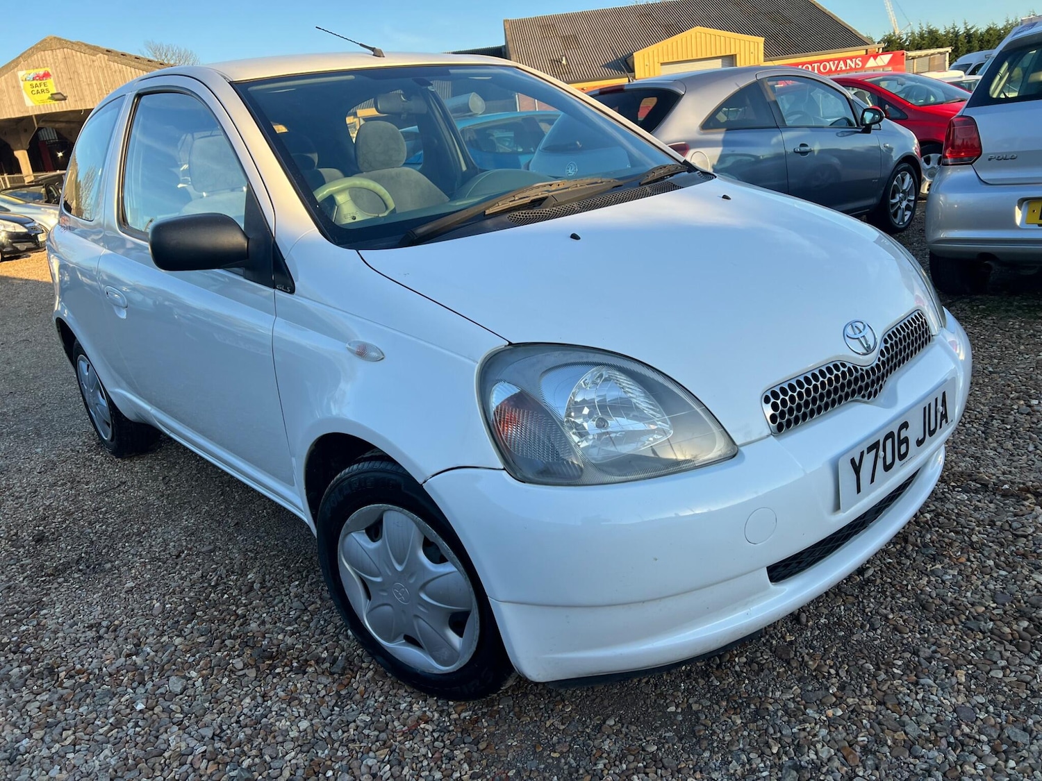 Used Toyota Yaris 2001 for sale - 77738719: Photo 17