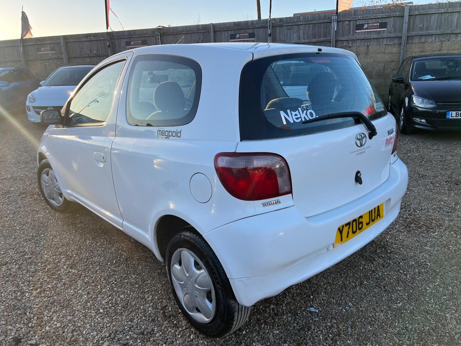 Used Toyota Yaris 2001 for sale - 77738719: Photo 2