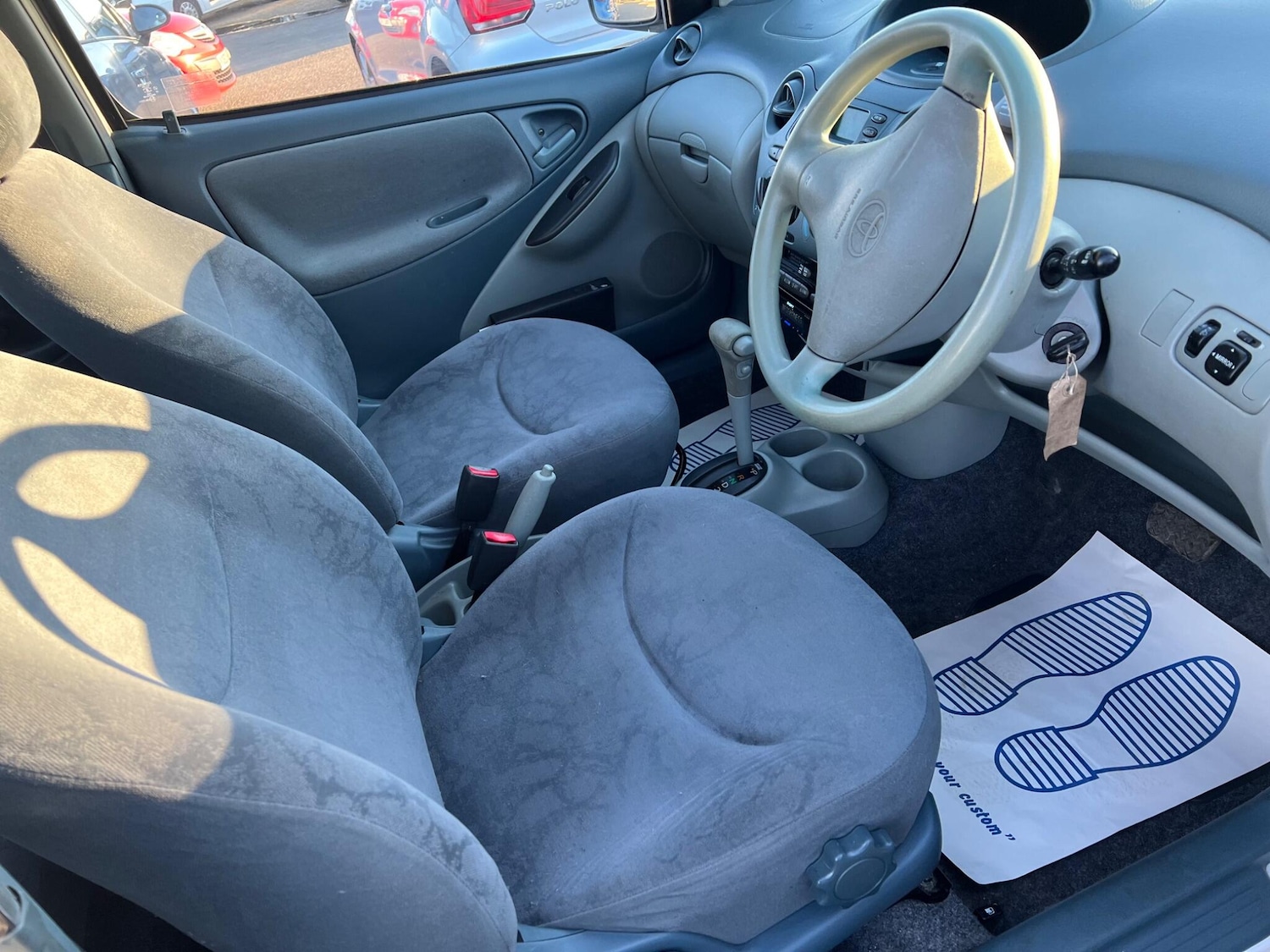 Used Toyota Yaris 2001 for sale - 77738719: Photo 25