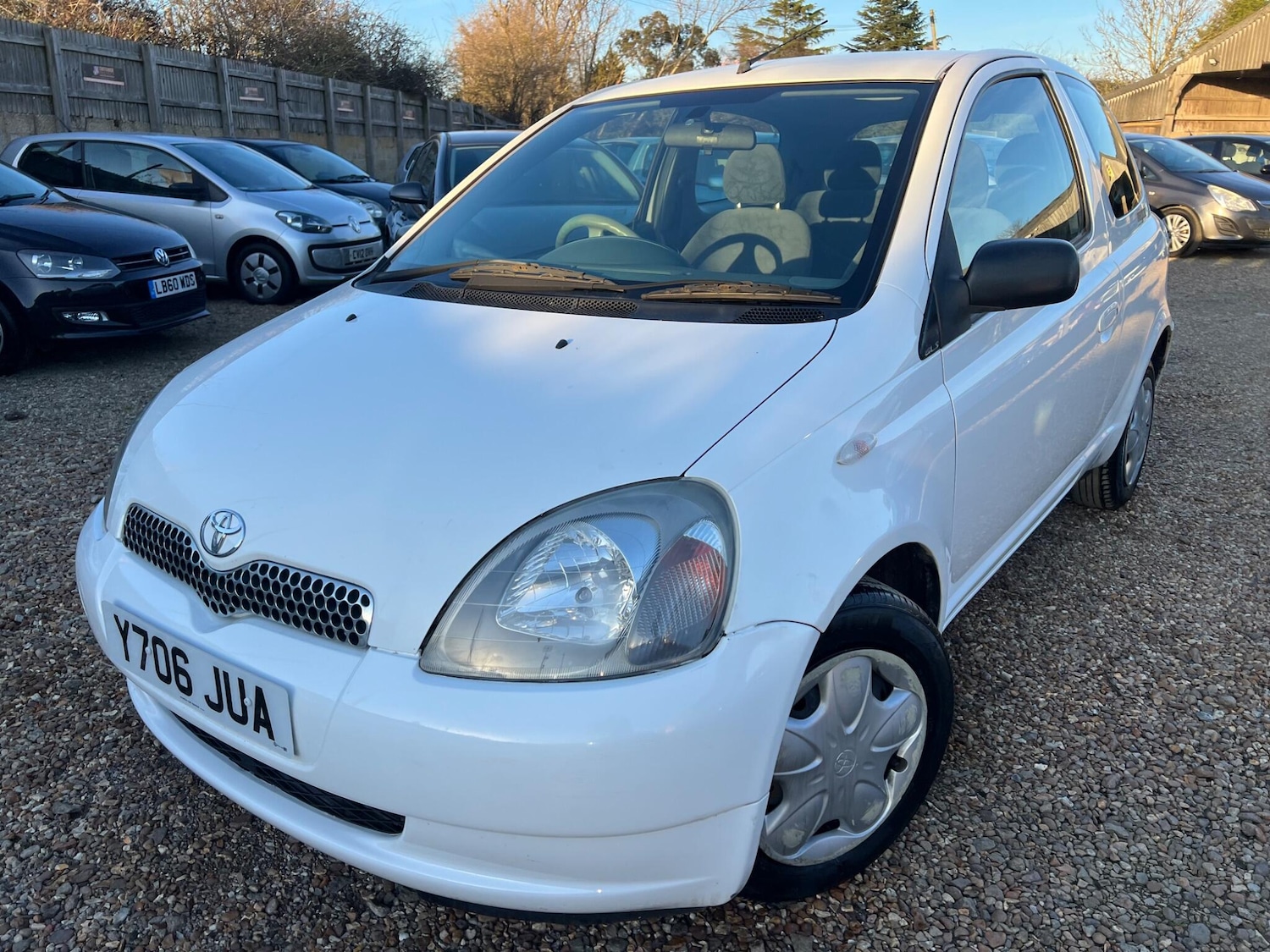 Used Toyota Yaris 2001 for sale - 77738719: Photo 5