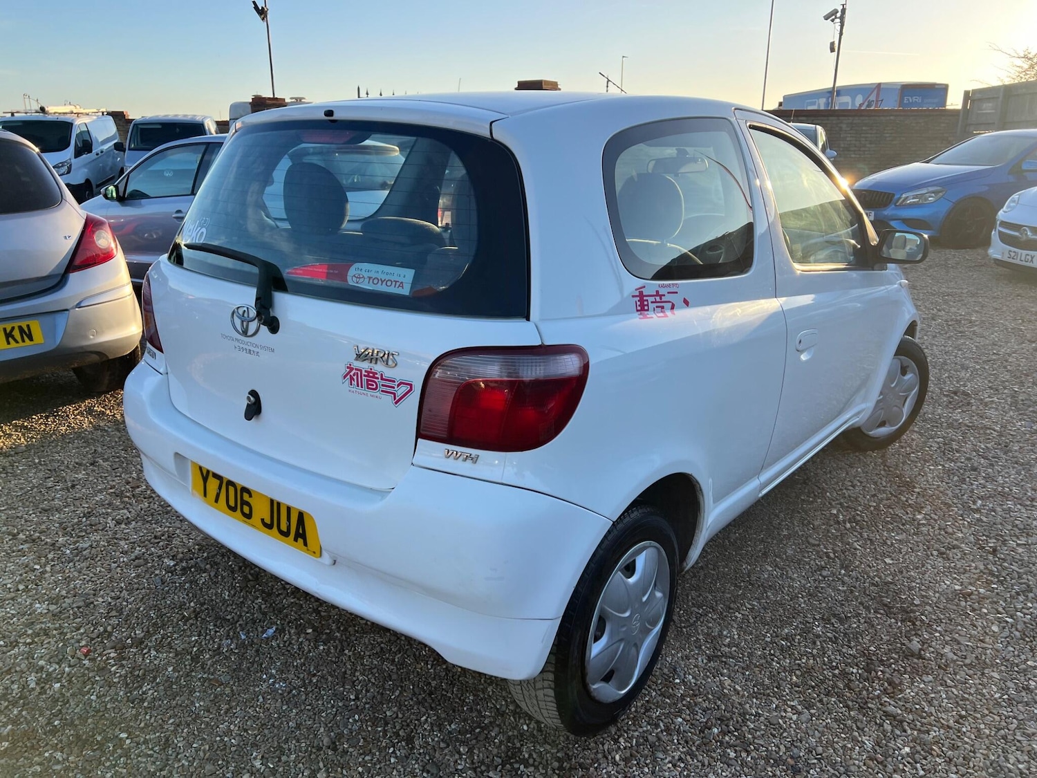 Used Toyota Yaris 2001 for sale - 77738719: Photo 6