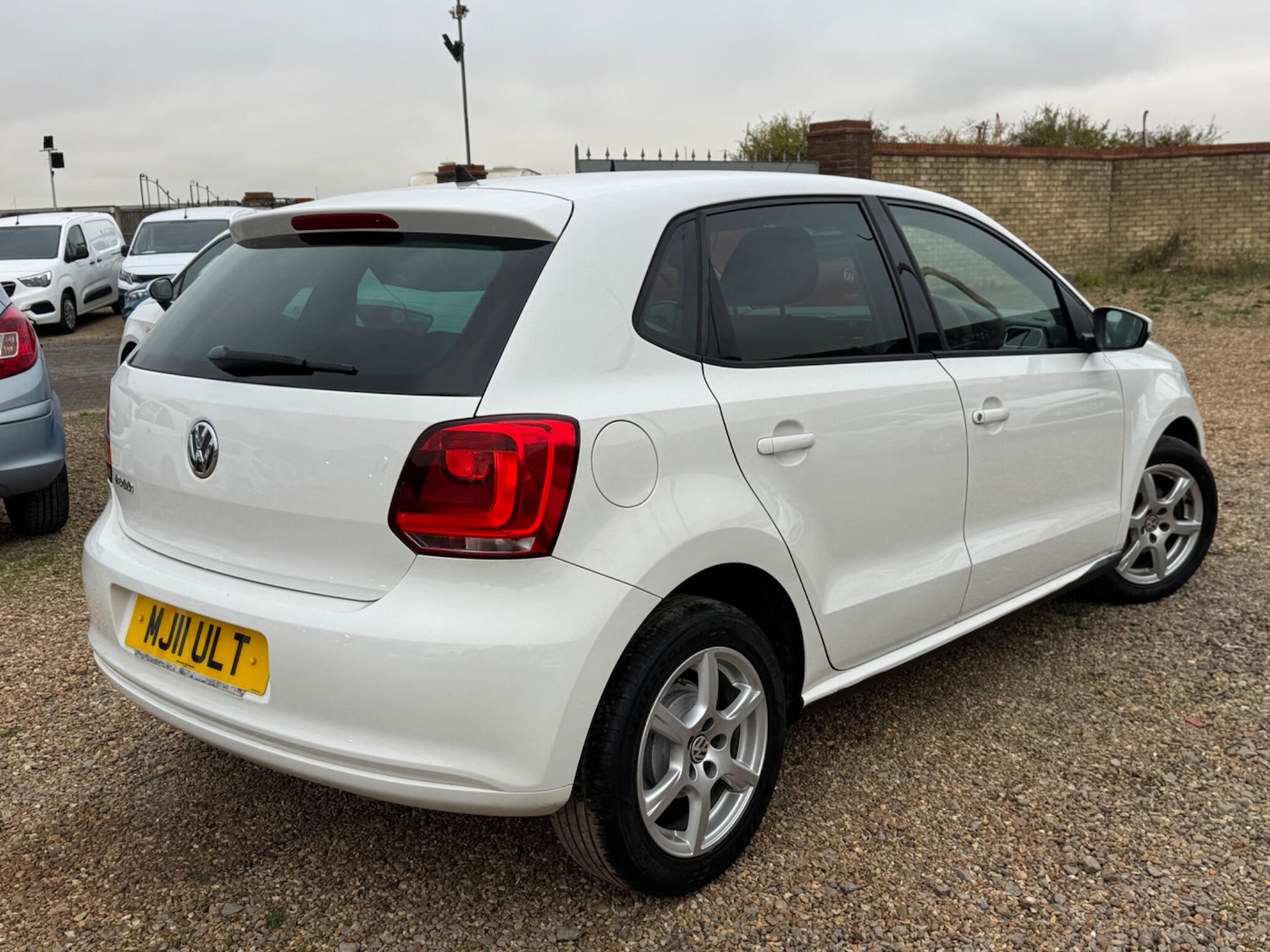 Used Volkswagen Polo 2011 for sale - 76619589: Photo 10
