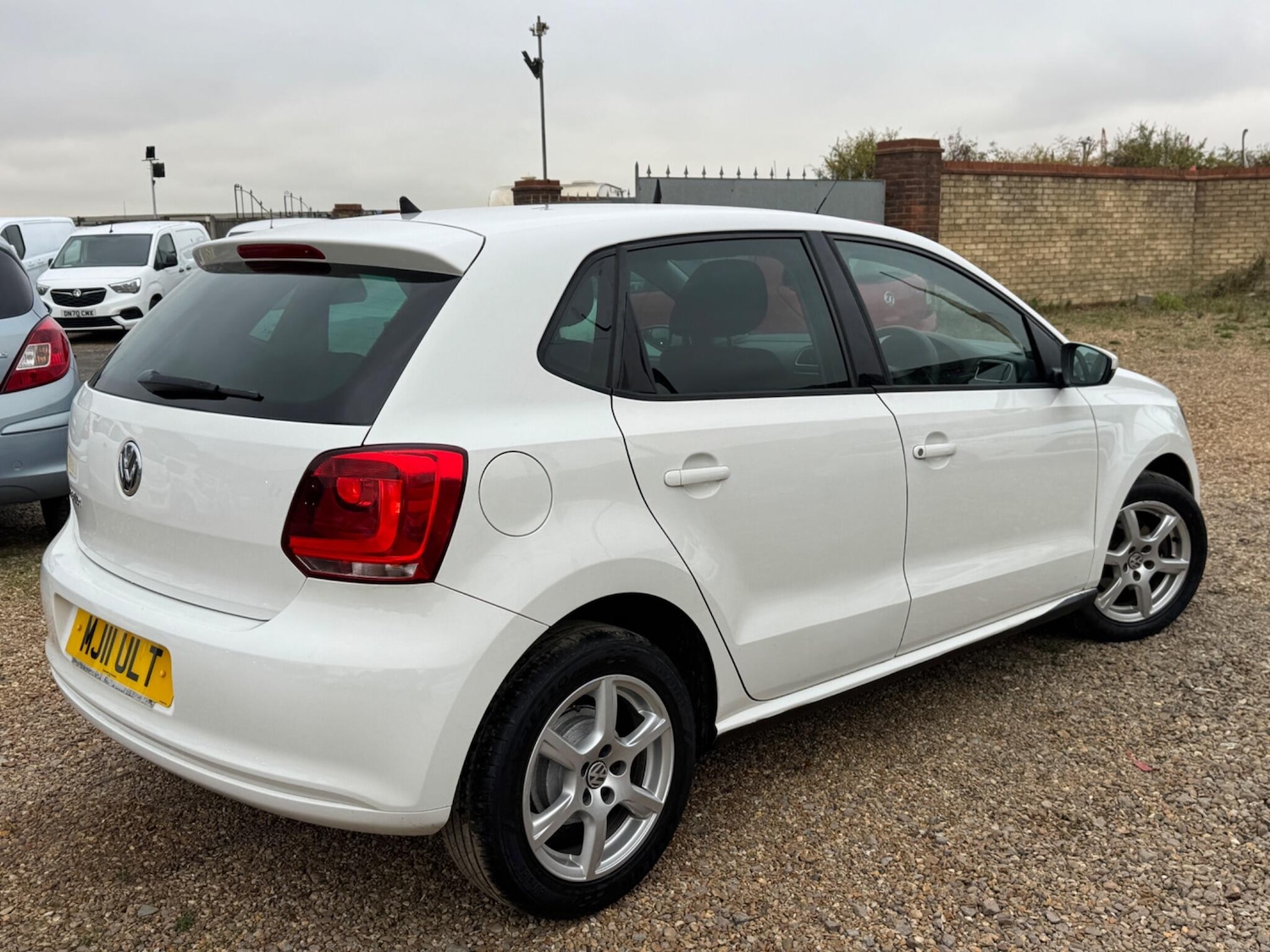Used Volkswagen Polo 2011 for sale - 76619589: Photo 12
