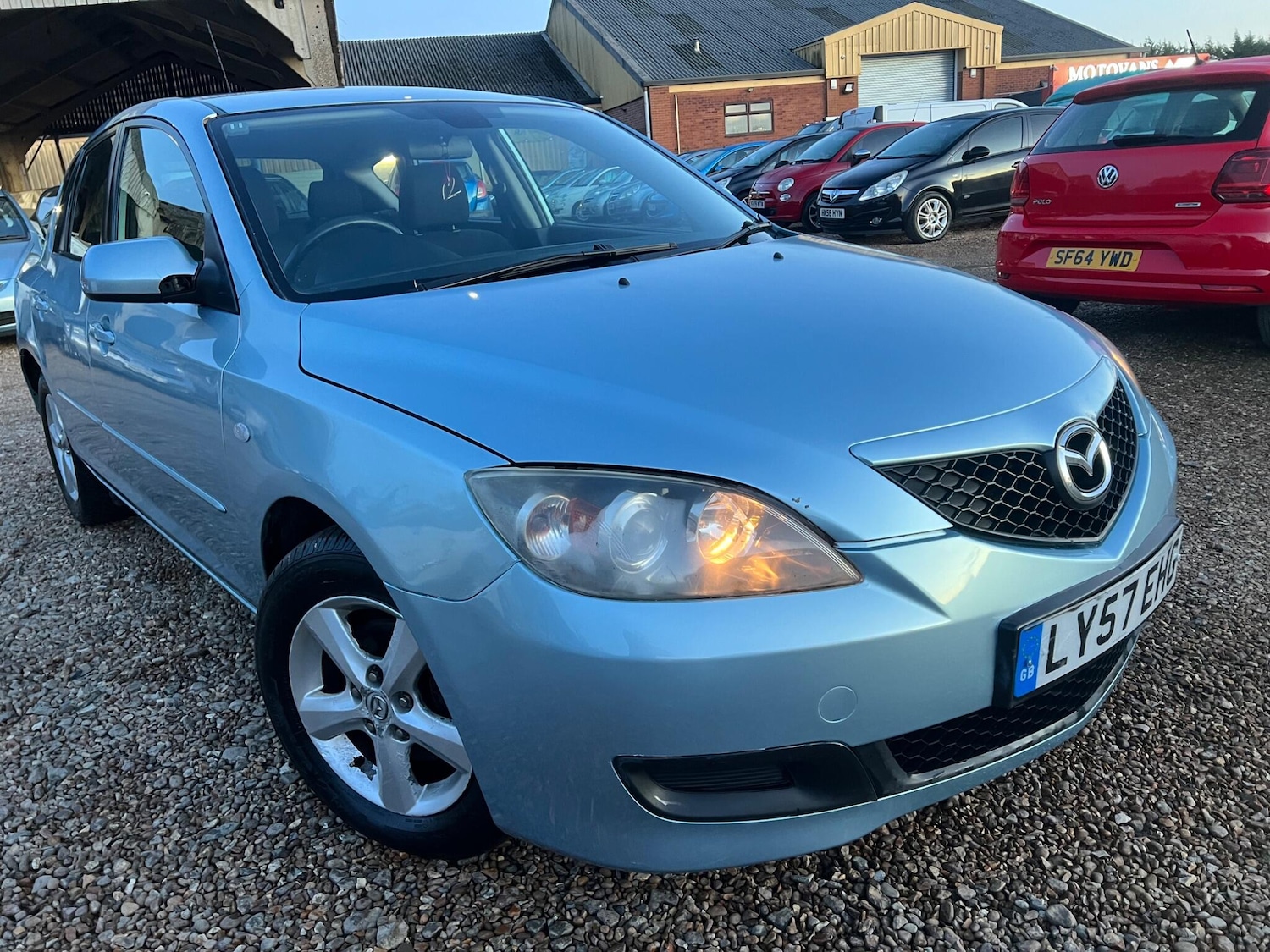 Used Mazda Mazda3 2008 for sale - 76765751: Photo 2