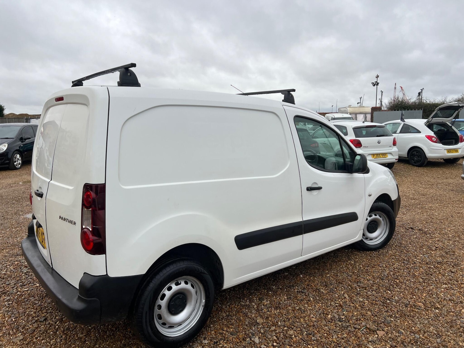 Used Peugeot Partner 2017 for sale - 76771619: Photo 10