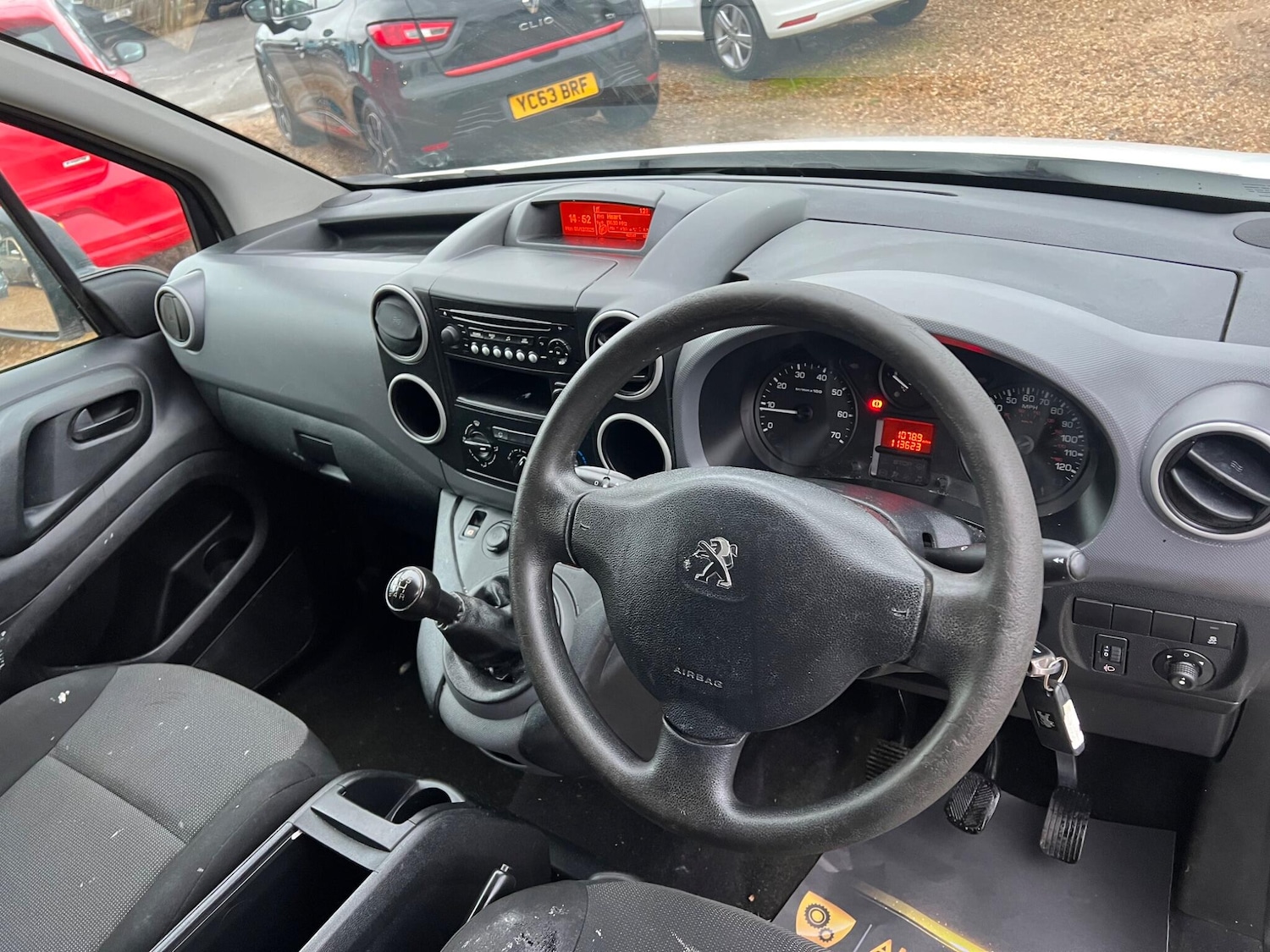 Used Peugeot Partner 2017 for sale - 76771619: Photo 18